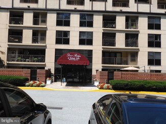 1040 Deer Ridge Dr Unit 302, Baltimore, MD 21210