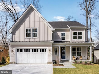 1308 Seaton Ln, Falls Church, VA 22046