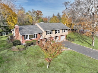 2 Prides Crossing, New City, NY 10956