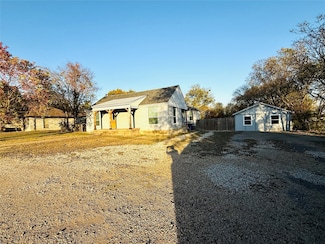 632 Peggs St, Desoto, TX 75115