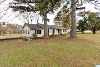 1401 Rutledge Ln, Jasper, AL 35503