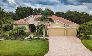 361 Blackbird Ct, Bradenton, FL 34212