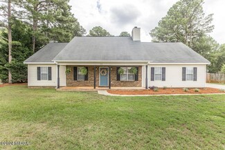 307 Oxton Ct, Warner Robins, GA 31088