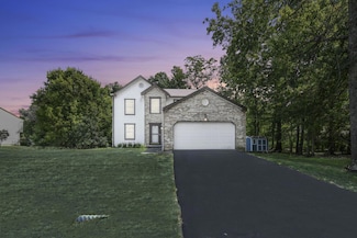 160 Strathsprey Dr, Blacklick, OH 43004