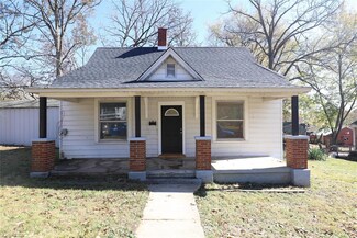 800 East St, Leadwood, MO 63653