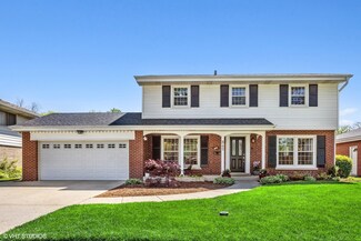 845 S Mitchell Ave, Elmhurst, IL 60126