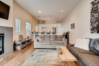 538 S Lincoln St, Denver, CO 80209