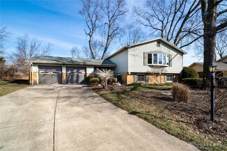 542 Rader Dr, Vandalia, OH 45377