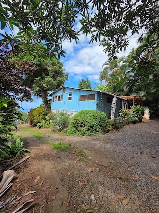 83-5782 Napoopoo Rd, Captain Cook, HI 96704