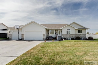4308 Birchwood Cir, Ammon, ID 83406