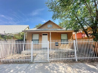 439 Pacific Ave SW, Albuquerque, NM 87102