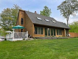 5 Roseanne Ave, Augusta, ME 04330