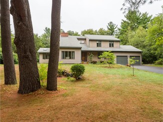 6 Kady Ln, Kensington, NH 03833
