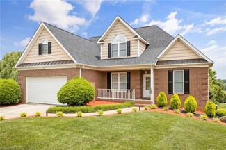 116 Broadmoor Dr, Advance, NC 27006