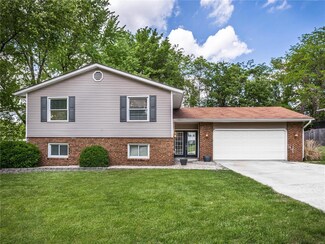 18 Glendale Dr, Glen Carbon, IL 62034