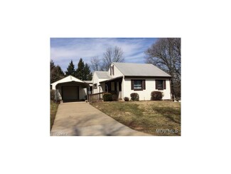 87 Forest Ave, Mineral Wells, WV 26150