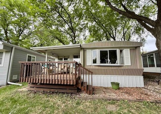 1703 Bow St Unit 27, Spirit Lake, IA 51360