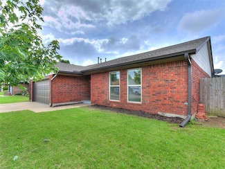 1408 Chimney Hill Rd, Yukon, OK 73099