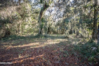 10 Long Pond Dr, Beaufort, SC 29907