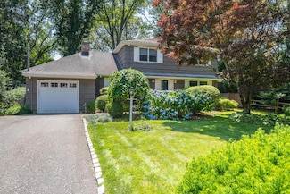 19 Severin Place, Huntington, NY 11743