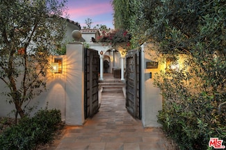 1829 Courtney Ave, Los Angeles, CA 90046