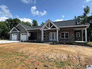 8041 Eastland Ct, Terre Haute, IN 47805