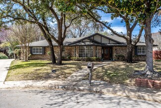 219 Clubbrook Cir, Desoto, TX 75115