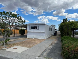 446 7th Ave SE, Ephrata, WA 98823