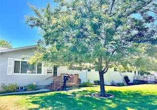 408 Riverview Dr E, Great Falls, MT 59404