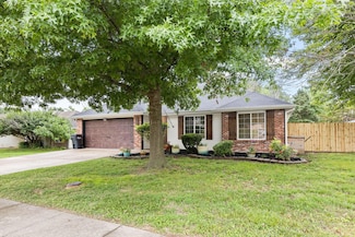 1807 E Phoenix Rd, Columbia, MO 65202