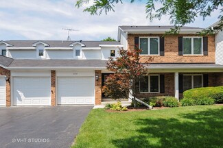 653 Dana Ct Unit B, Naperville, IL 60563
