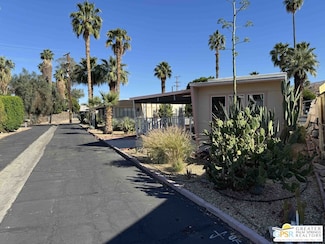 15 Mckinley St, Cathedral City, CA 92234