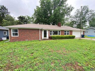 721 W Oak St, Independence, KS 67301