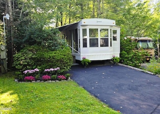 4229 East Parkway Unit Lot 34, Gatlinburg, TN 37738