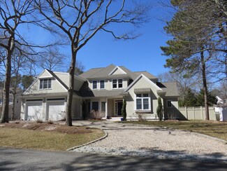 9 Topping Lift, Mashpee, MA 02649