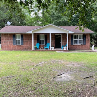 214 Winter St, Moncks Corner, SC 29461