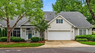 7 Patrick Henry Way, Greensboro, NC 27410