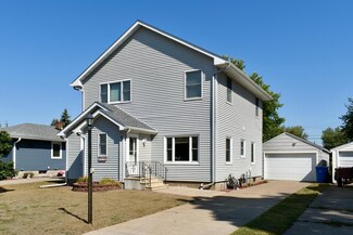 4620 W 7th St, Winona, MN 55987
