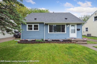 1718 Victor Ave, Lansing, MI 48910