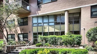 10933 71st Rd Unit 7G, Forest Hills, NY 11375