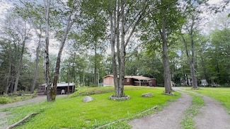 355 Lehigh Rd, Clifton Township, PA 18424