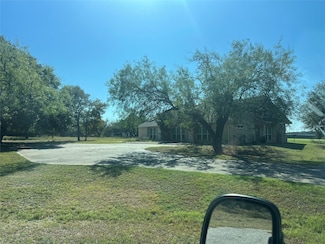 13104 Range Ct, Whitney, TX 76692