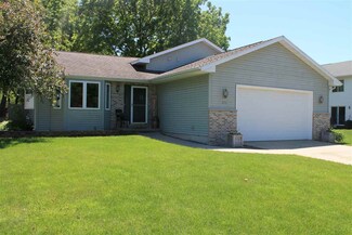377 Sunnyview Ln, Marshall, WI 53559