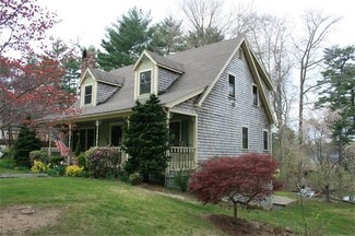 55 Bartlett St, Pembroke, MA 02359