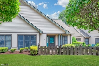 31 Park Edge Unit 31B, Berkeley Heights, NJ 07922