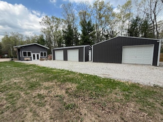 1581 W Lone Pine Dr, Baldwin, MI 49304