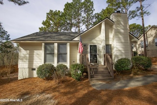 420 Sandhills Cir, Pinehurst, NC 28374