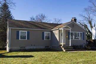80 Lancashire Rd, Springfield, MA 01104