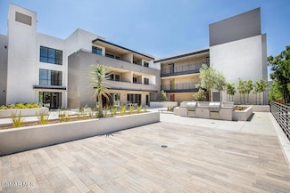 77 N Conejo School Rd Unit 208, Thousand Oaks, CA 91362