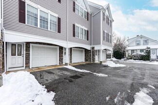 8 Russell St Unit 2, Waltham, MA 02453